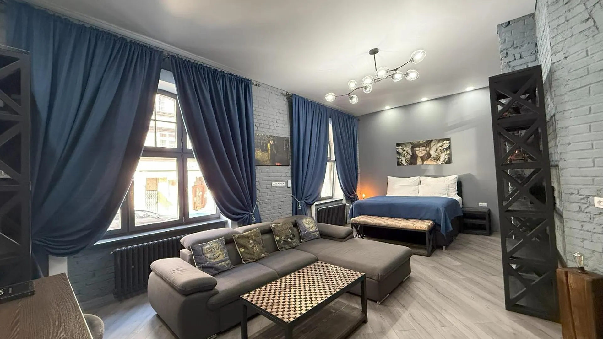 Residence Iron Cube 카를로비바리 0*,