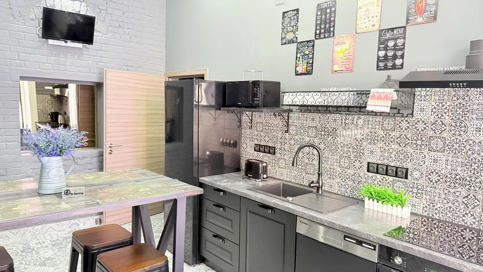 Residence Iron Cube 카를로비바리 0*,